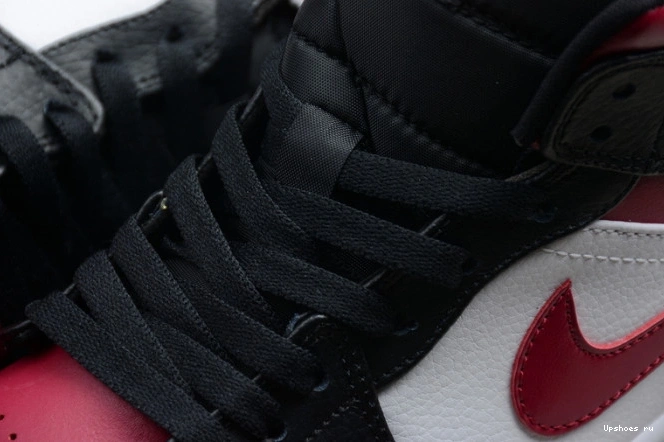 554724-066 Bred Mid  Jordan Toe Air 1 0818